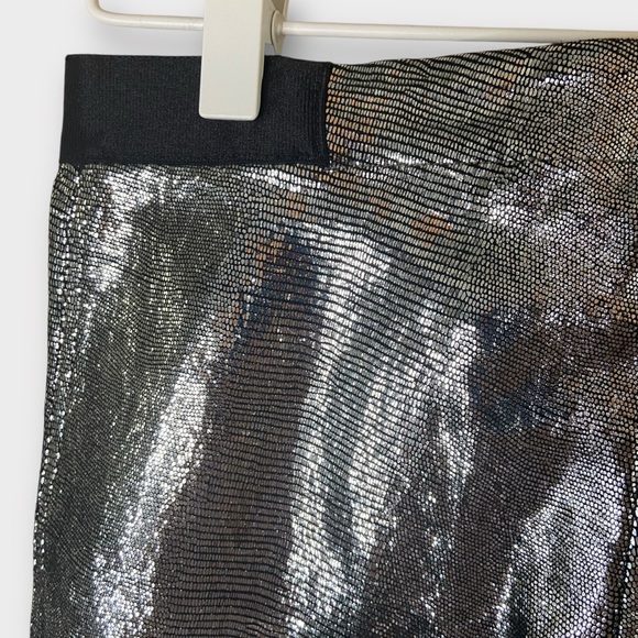 Alice + Olivia by Stacey Bendet Mirror Leather Leggings, NWT, size 2 - Picture 6 of 10